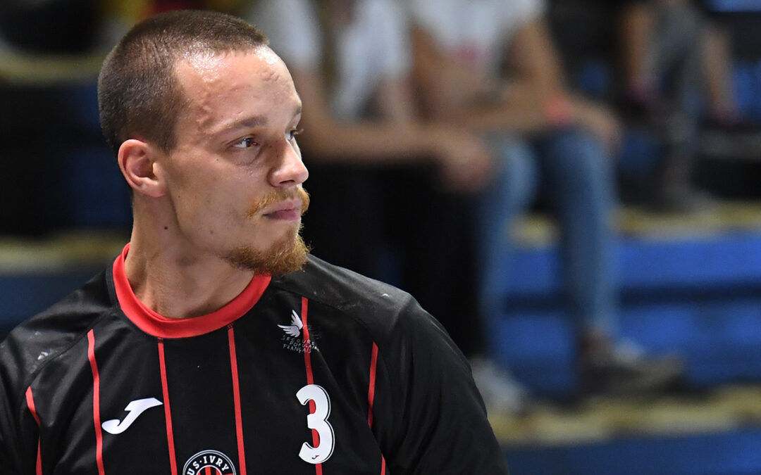 Vukasin tombe à pic !