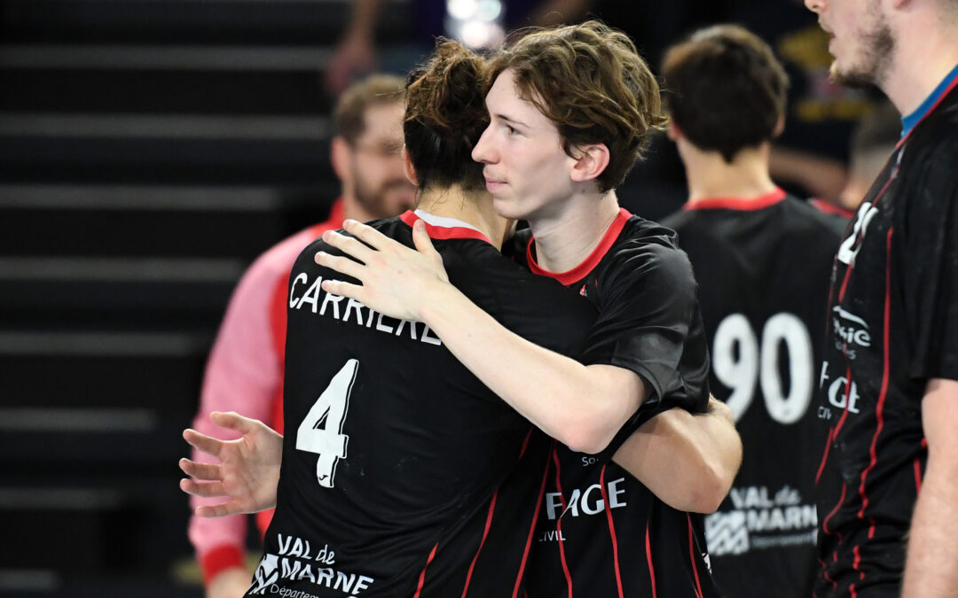 J30PL / Un revers sur le fil à Pontault