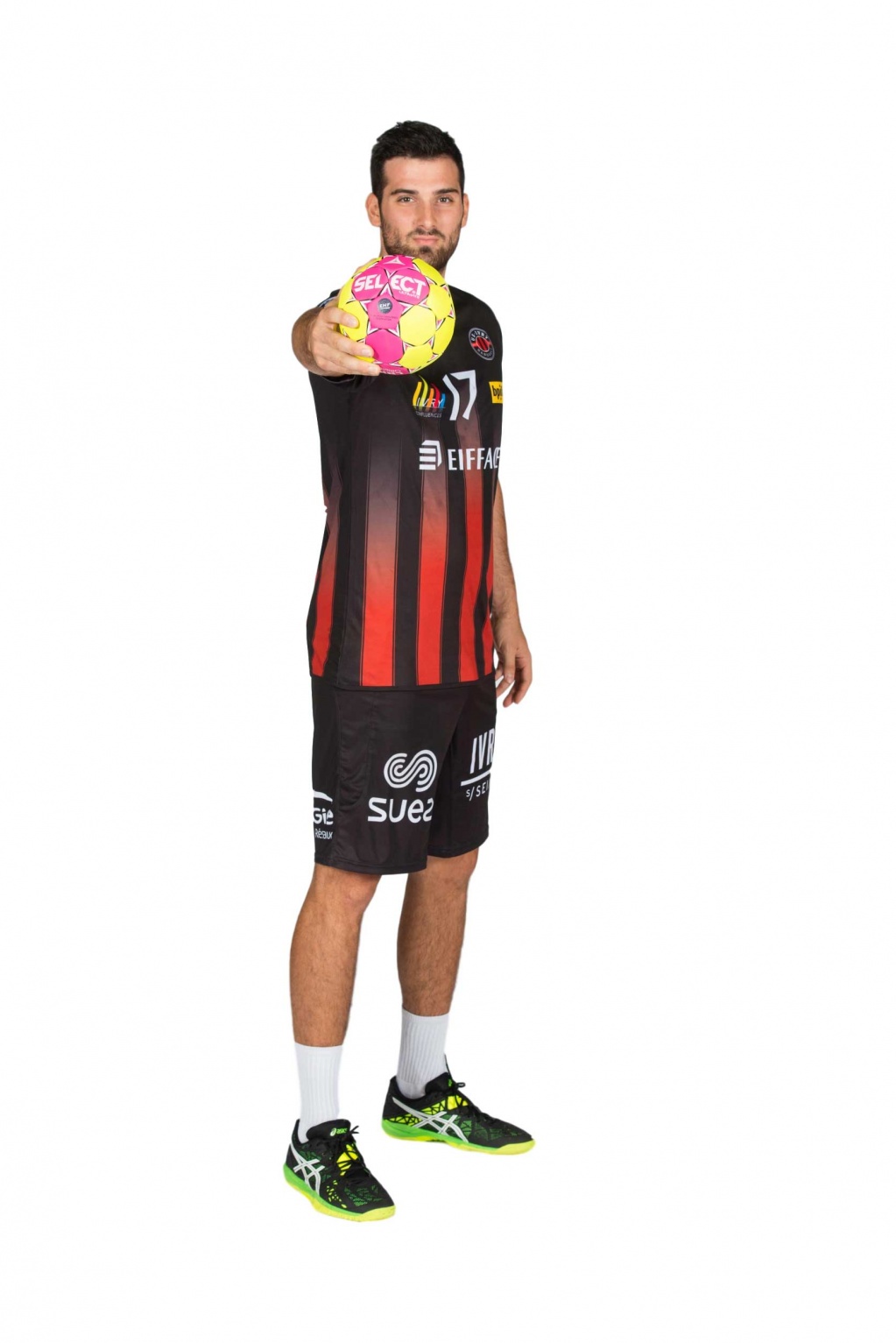 PRESENTATION OFFICIEUSE DE L'EQUIPE PRO (Lionel Hitier - www.lemondedusport.com)