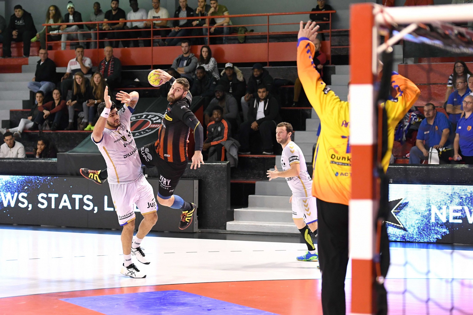 US IVRY - DUNKERQUE CDL 1617 (Lionel Hitier)