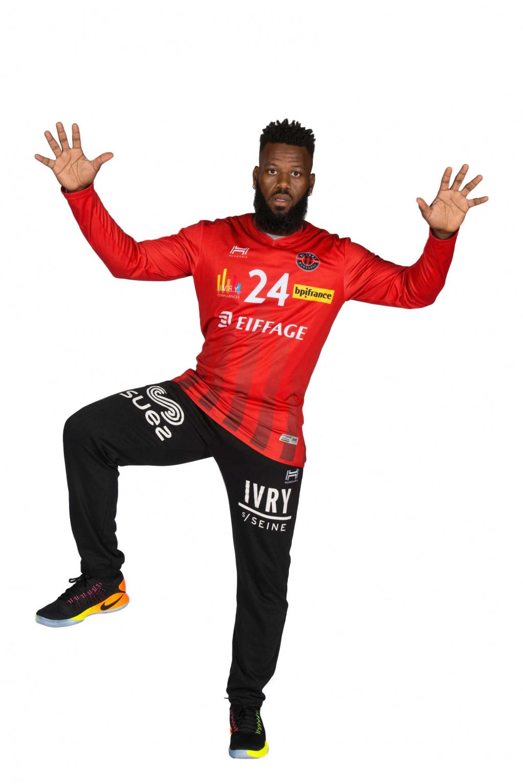 PRESENTATION OFFICIEUSE DE L'EQUIPE PRO (Lionel Hitier - www.lemondedusport.com)