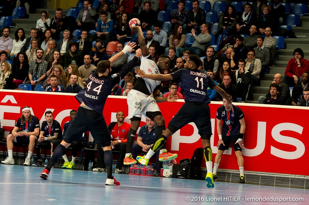 PSG - US IVRY (Lionel Hitier - www.lemondedusport.com)