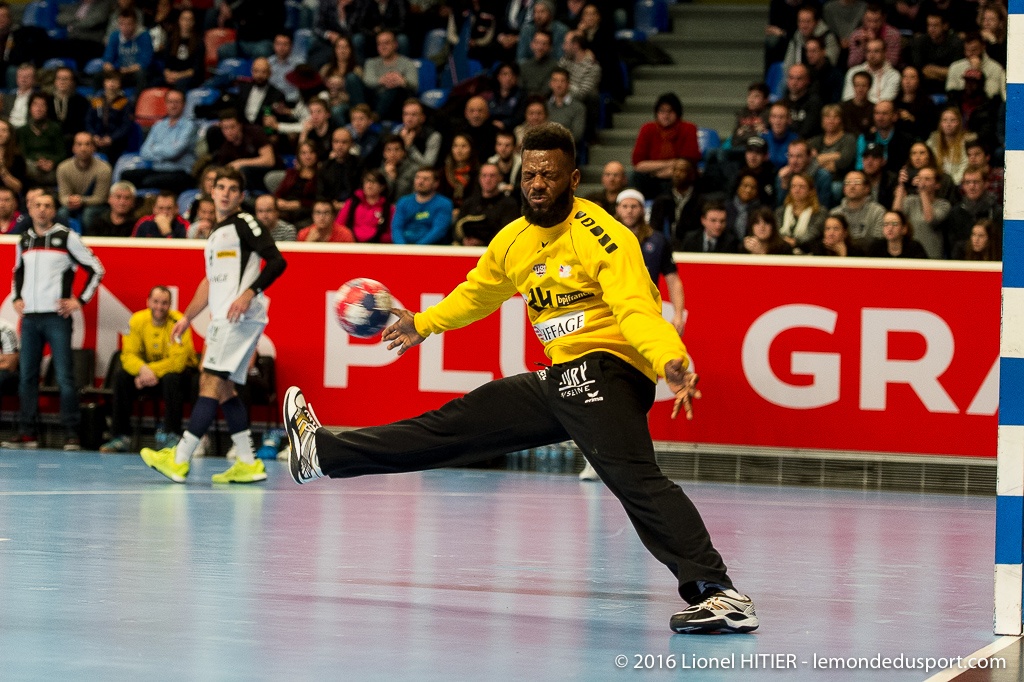 PSG - US IVRY (Lionel Hitier - www.lemondedusport.com)