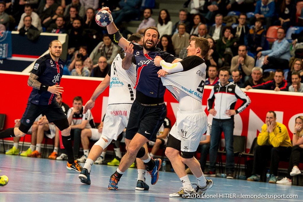 PSG - US IVRY (Lionel Hitier - www.lemondedusport.com)