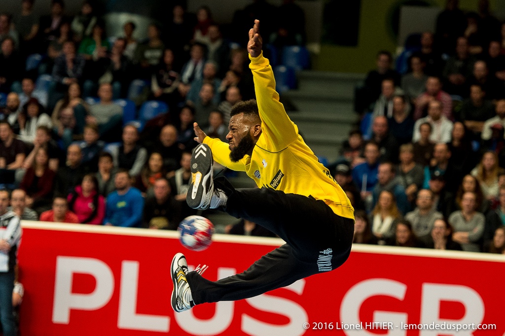 PSG - US IVRY (Lionel Hitier - www.lemondedusport.com)