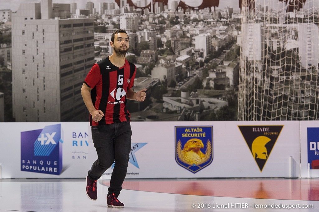 Mise à l'honneur des -18, Champions de France! (Lionel Hitier - www.lemondedusport.com)