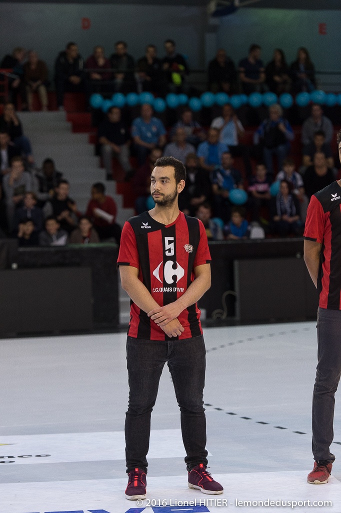 Mise à l'honneur des -18, Champions de France! (Lionel Hitier - www.lemondedusport.com)