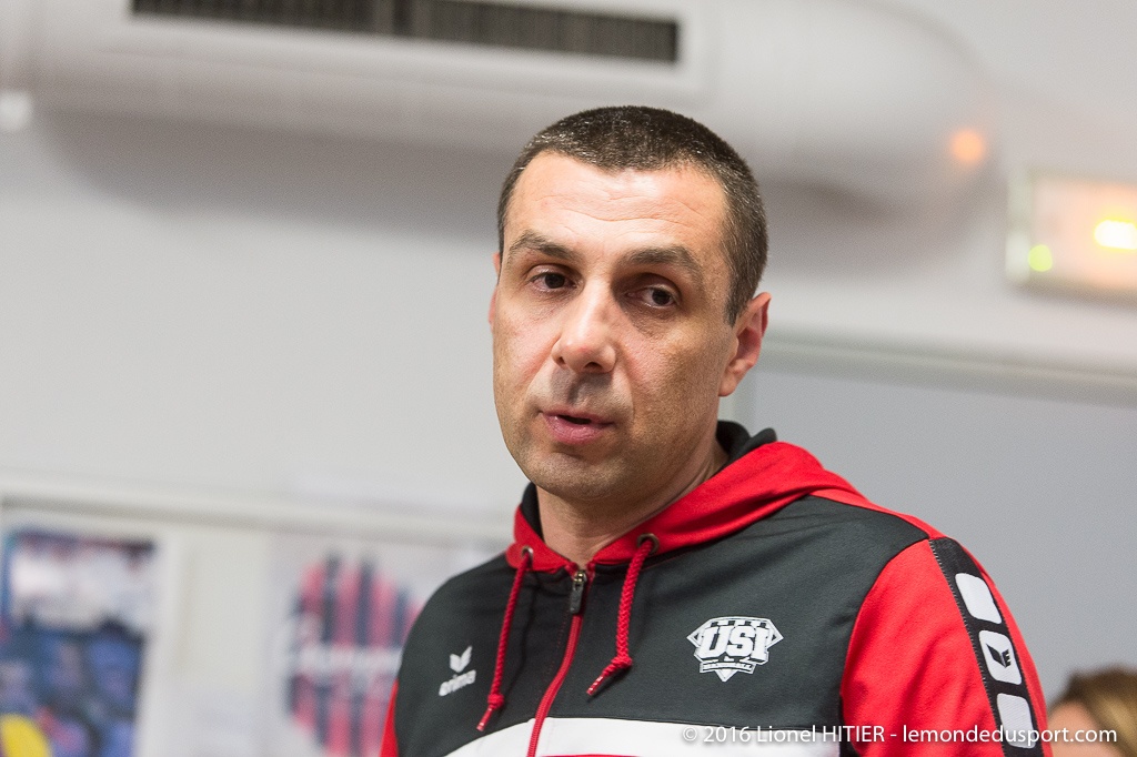 US IVRY - CRETEIL (Lionel Hitier - www.lemondedusport.com)