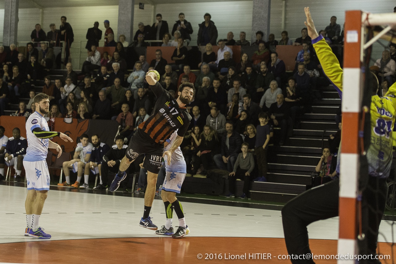 US IVRY - SARAN 1617 (Lionel Hitier)