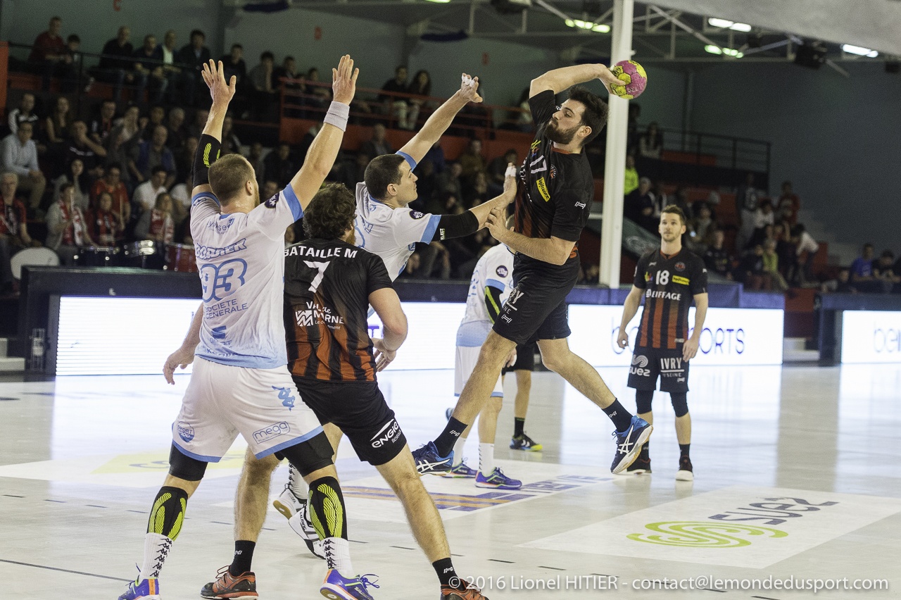 US IVRY - SARAN 1617 (Lionel Hitier)