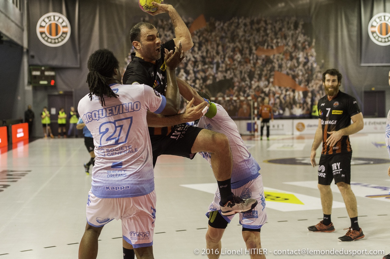 US IVRY - SARAN 1617 (Lionel Hitier)