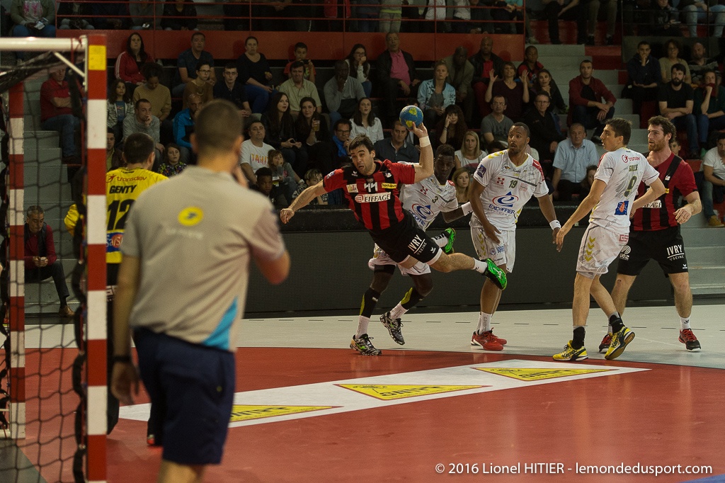 US IVRY - CHAMBERY (Lionel Hitier - www.lemondedusport.com)