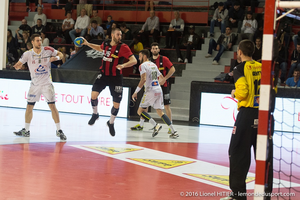 US IVRY - CHAMBERY (Lionel Hitier - www.lemondedusport.com)