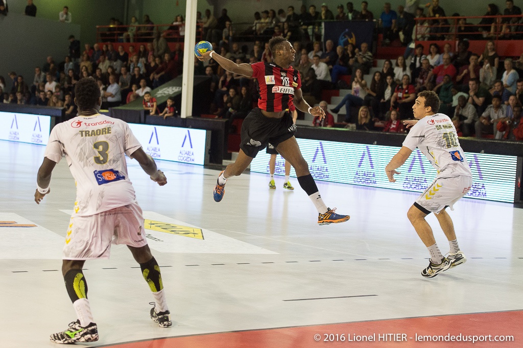 US IVRY - CHAMBERY (Lionel Hitier - www.lemondedusport.com)
