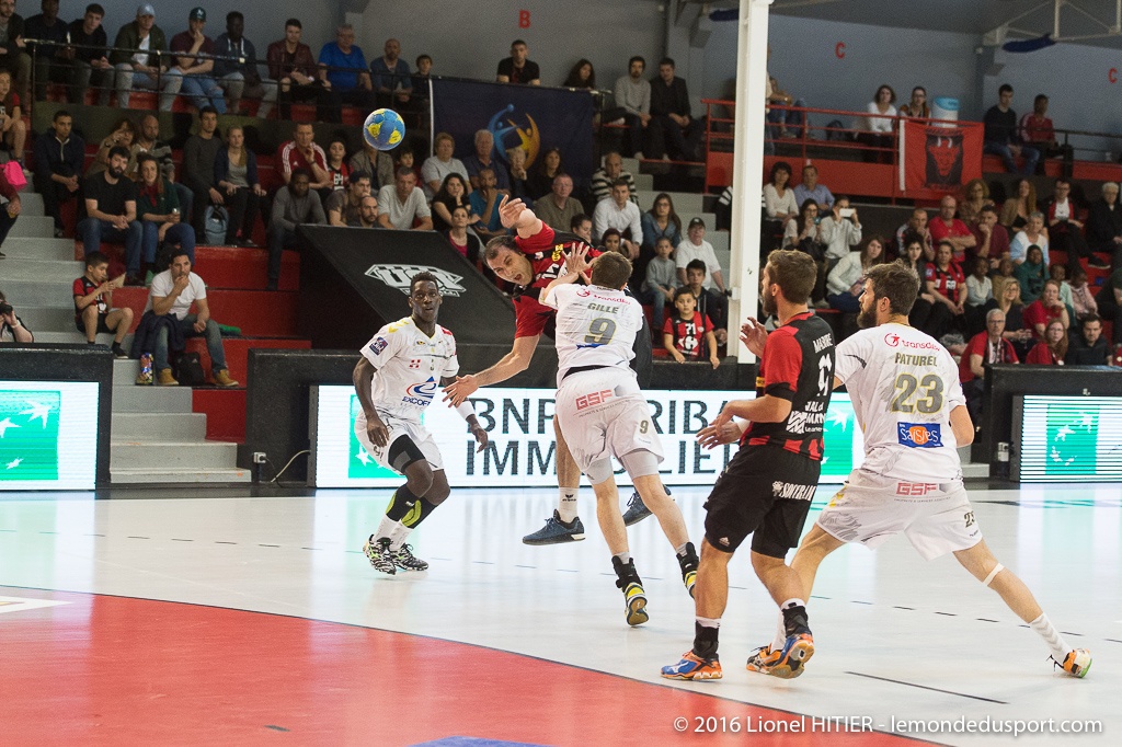 US IVRY - CHAMBERY (Lionel Hitier - www.lemondedusport.com)