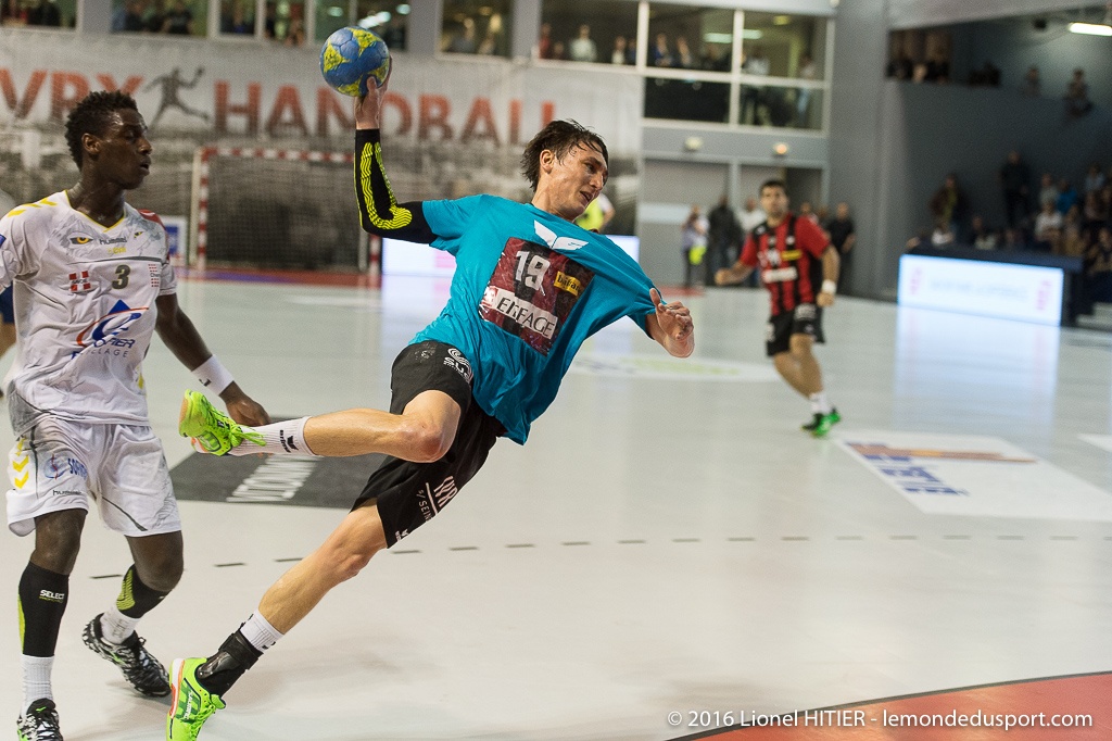 US IVRY - CHAMBERY (Lionel Hitier - www.lemondedusport.com)