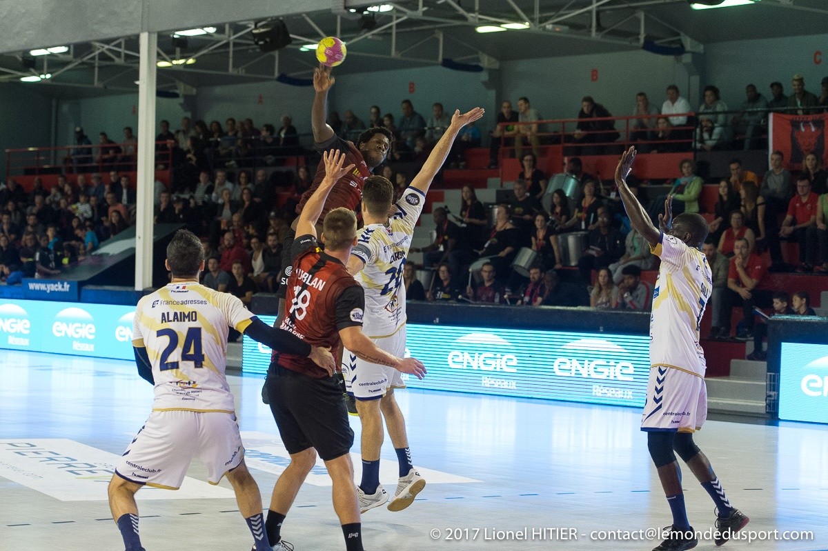 J05 US IVRY - MASSY 1718 (Lionel Hitier)