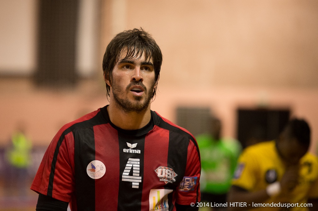 Journée 15 - US IVRY - DUNKERQUE  (© Lionel Hitier www.lemondedusport.com)