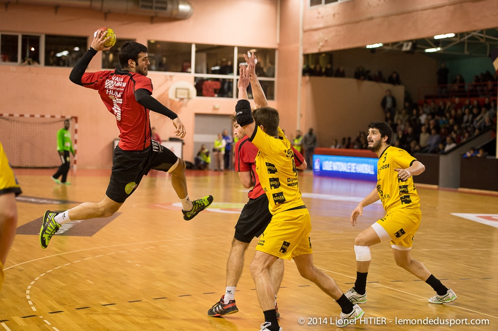 Journée 15 - US IVRY - DUNKERQUE  (© Lionel Hitier www.lemondedusport.com)