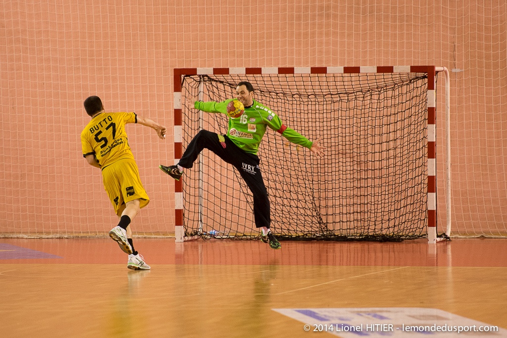 Journée 15 - US IVRY - DUNKERQUE  (© Lionel Hitier www.lemondedusport.com)