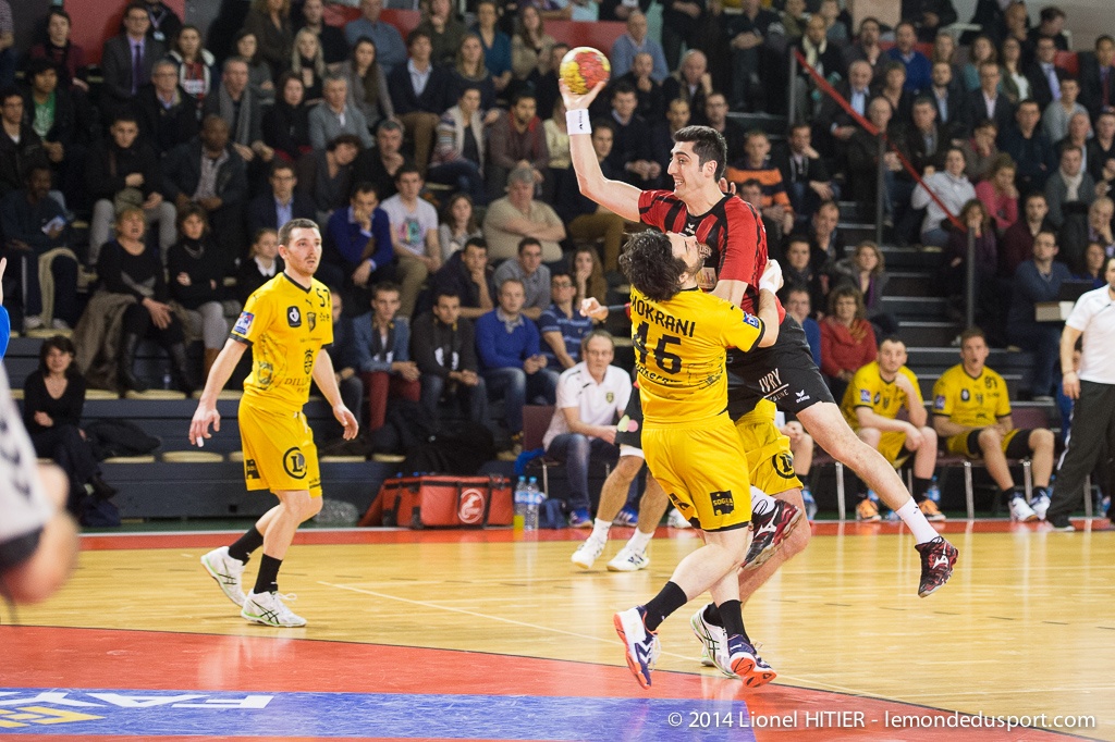 Journée 15 - US IVRY - DUNKERQUE  (© Lionel Hitier www.lemondedusport.com)