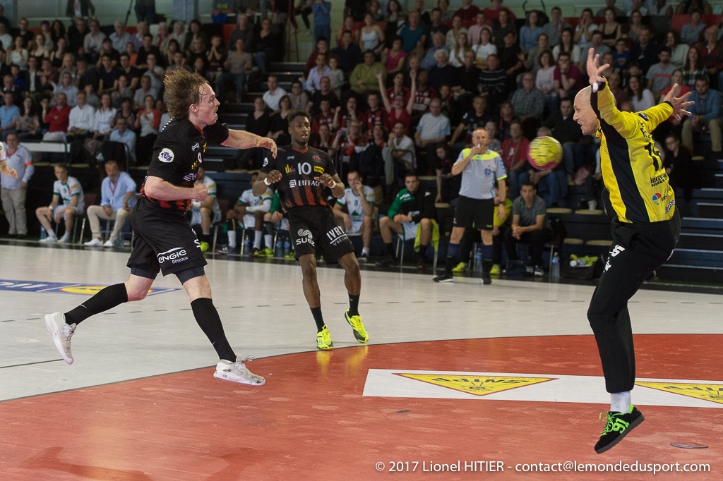 US IVRY - NIMES 1617 (Lionel Hitier)