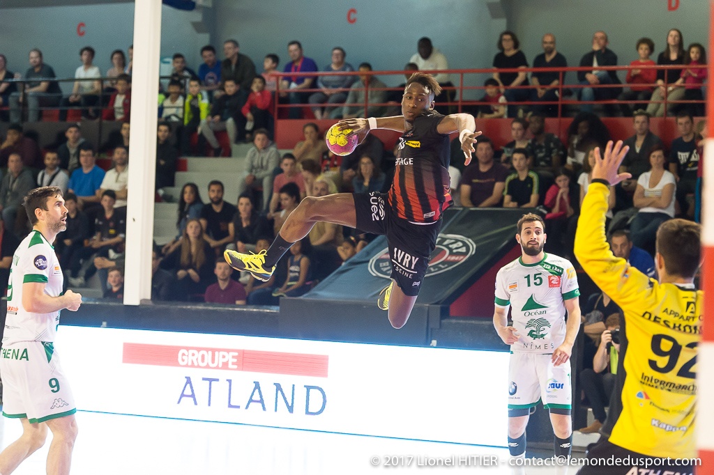 US IVRY - NIMES 1617 (Lionel Hitier)