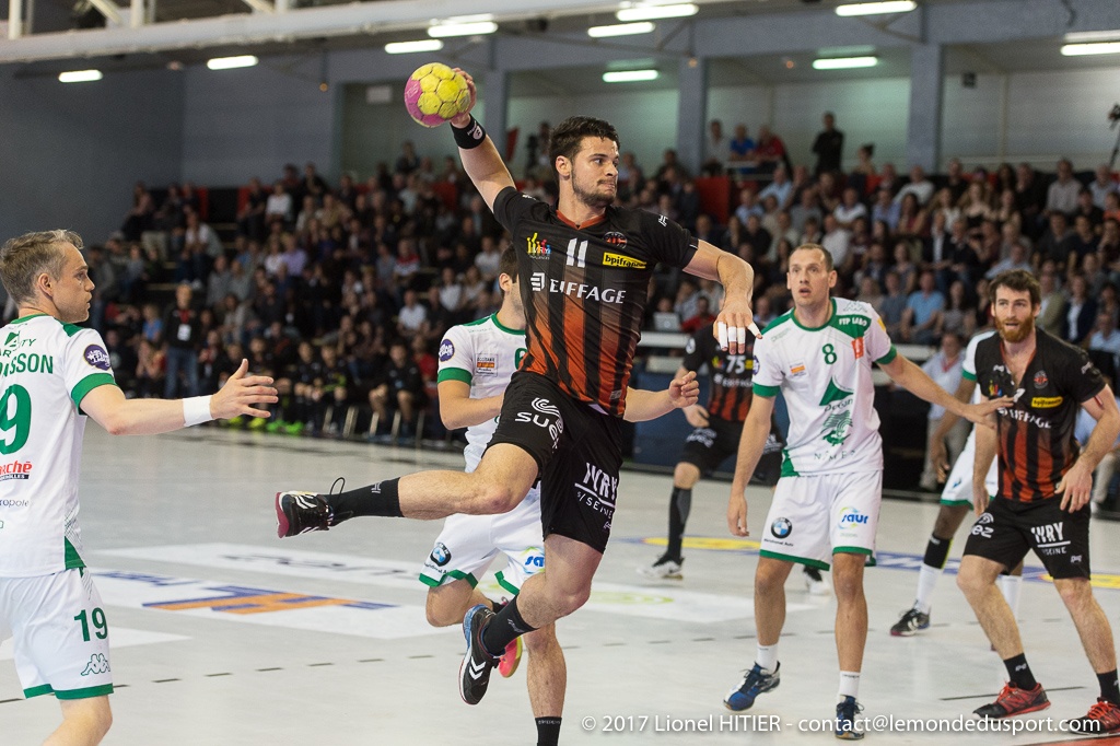 US IVRY - NIMES 1617 (Lionel Hitier)