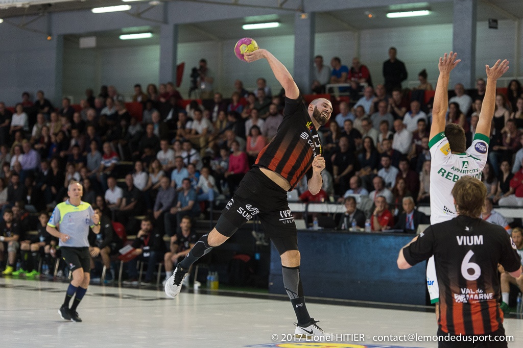 US IVRY - NIMES 1617 (Lionel Hitier)