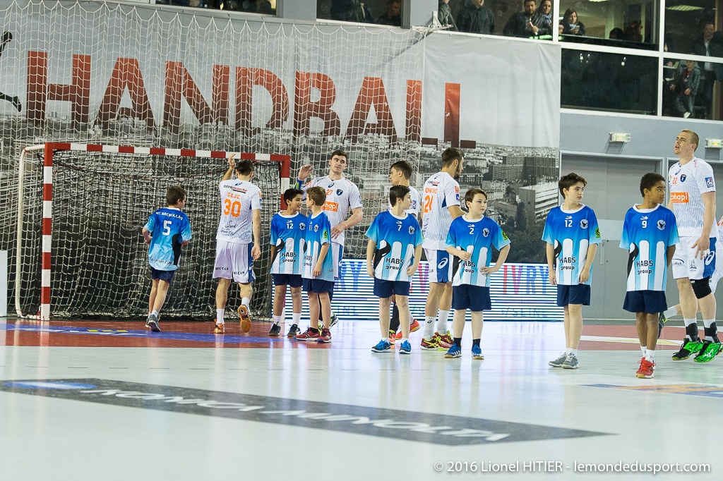 HBC ARCUEIL au match USI - MAHB (Lionel Hitier - www.lemondedusport.com)