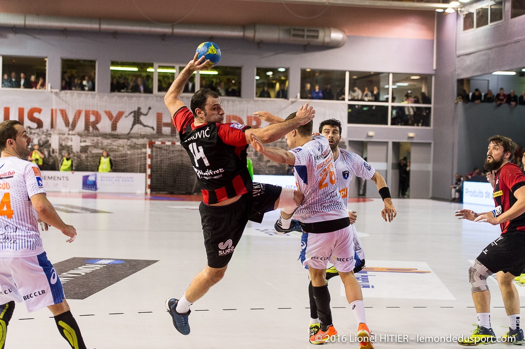 US IVRY - MONTPELLIER (Lionel Hitier - www.lemondedusport.com)