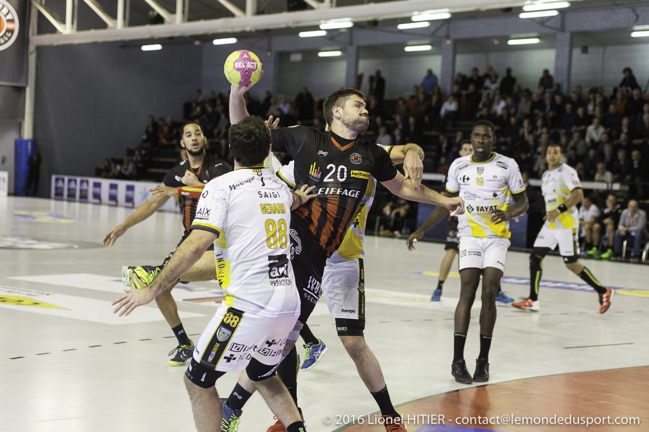 US IVRY - AIX 1617 (Lionel Hitier)