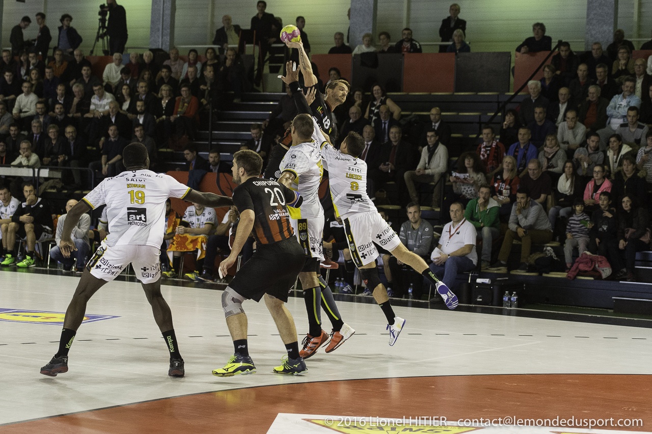 US IVRY - AIX 1617 (Lionel Hitier)