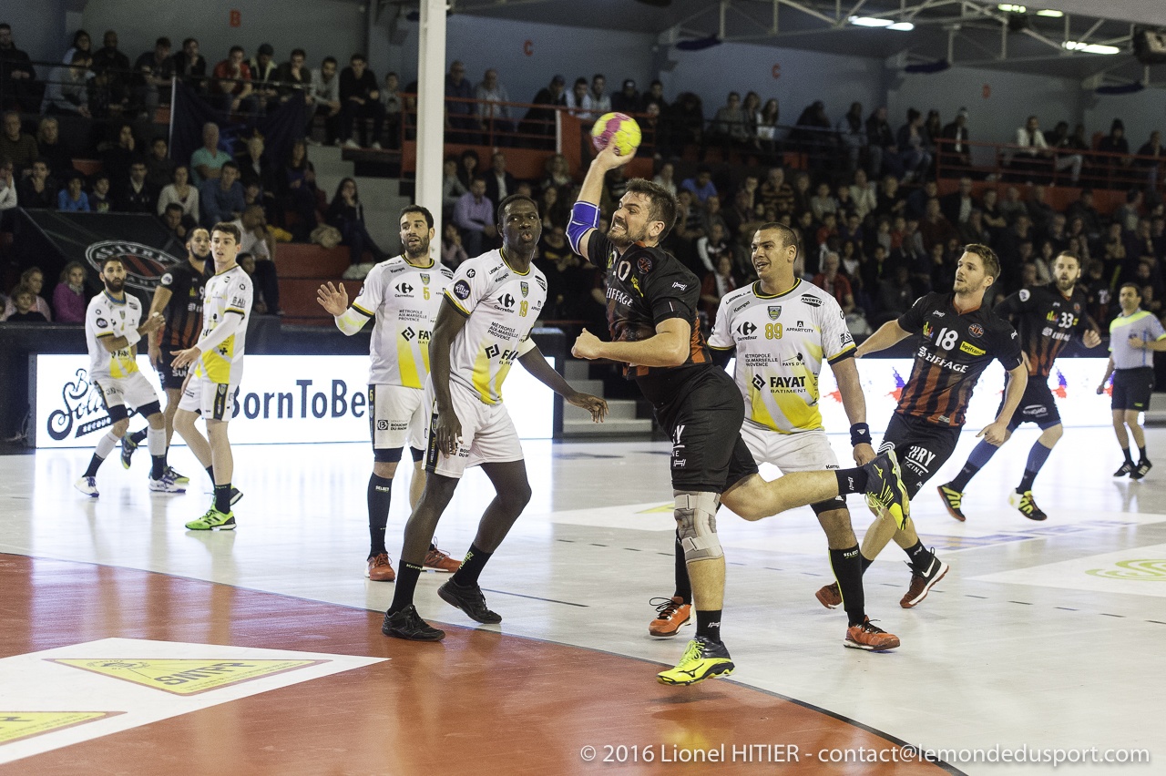 US IVRY - AIX 1617 (Lionel Hitier)