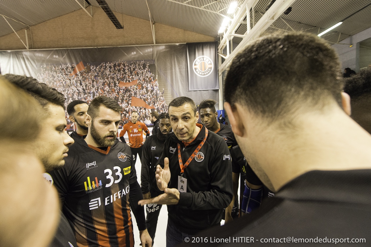 US IVRY - AIX 1617 (Lionel Hitier)