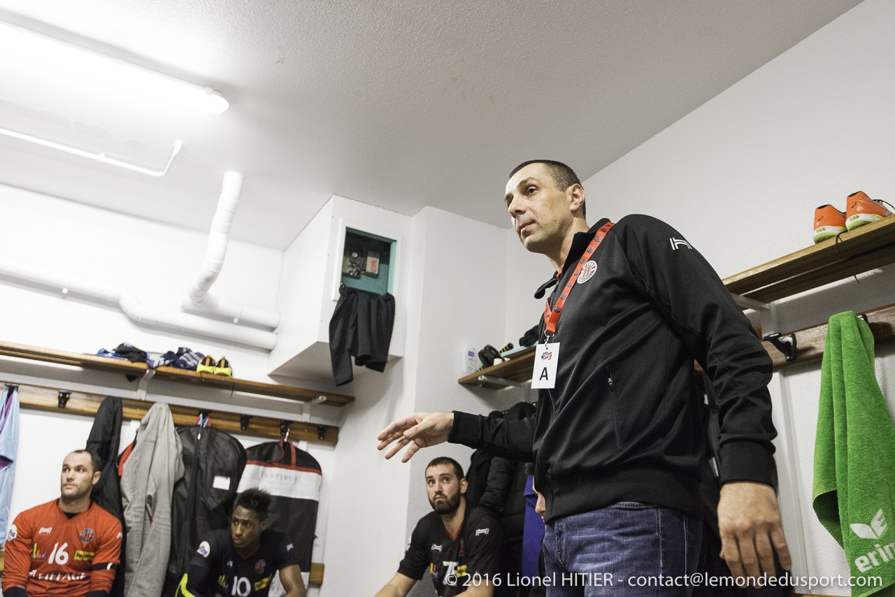 US IVRY - AIX 1617 (Lionel Hitier)