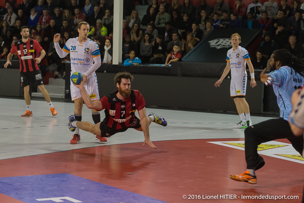 US IVRY - TOULOUSE (Lionel Hitier - www.lemondedusport.com)