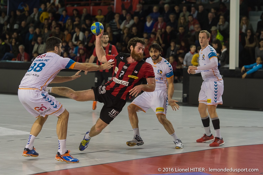 US IVRY - TOULOUSE (Lionel Hitier - www.lemondedusport.com)