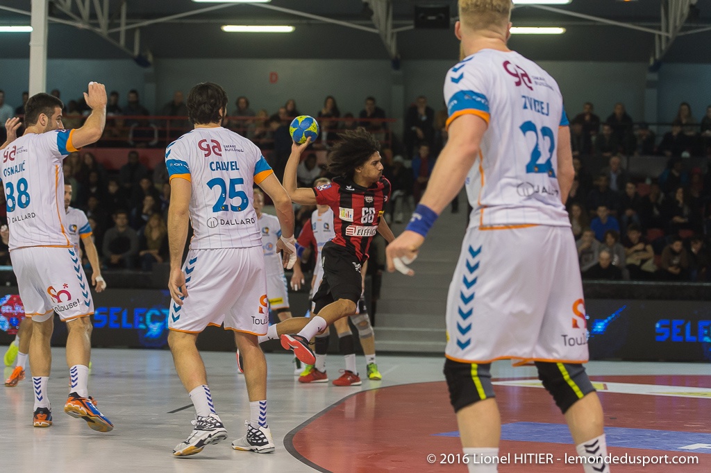 US IVRY - TOULOUSE (Lionel Hitier - www.lemondedusport.com)