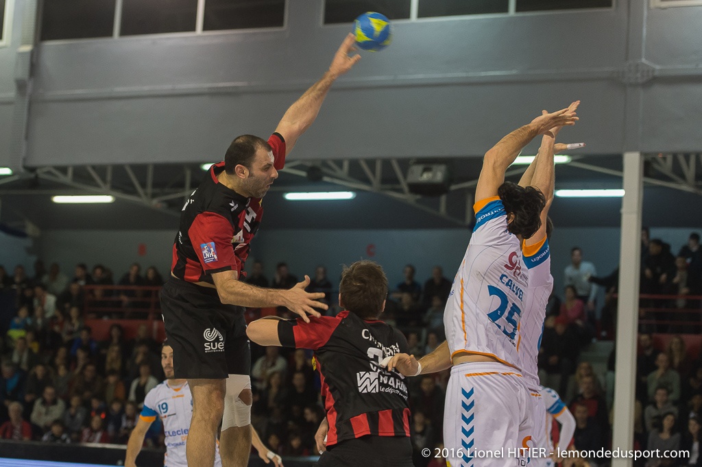 US IVRY - TOULOUSE (Lionel Hitier - www.lemondedusport.com)
