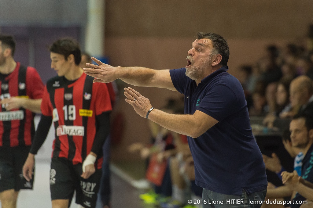 US IVRY - TOULOUSE (Lionel Hitier - www.lemondedusport.com)