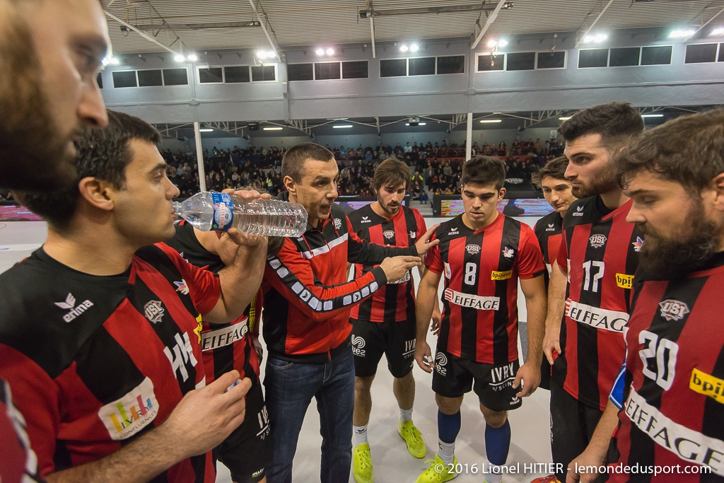 US IVRY - TOULOUSE (Lionel Hitier - www.lemondedusport.com)