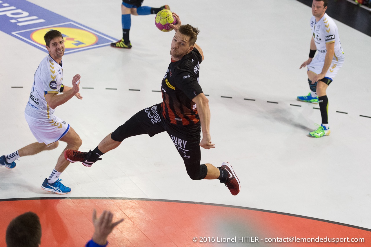 US IVRY - DUNKERQUE 1617 (Lionel Hitier )