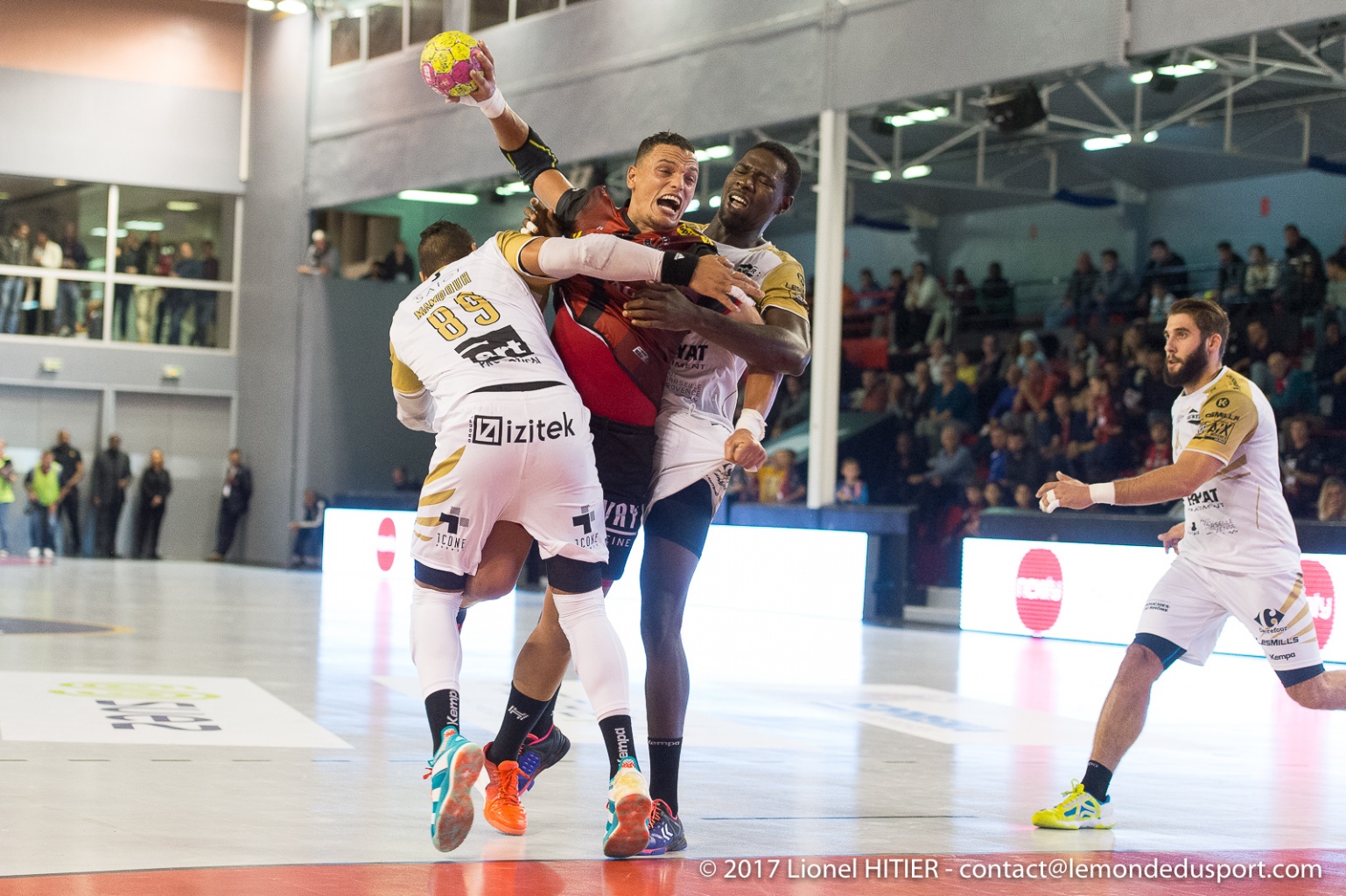 J02 US IVRY - AIX 1718 (Lionel Hitier)