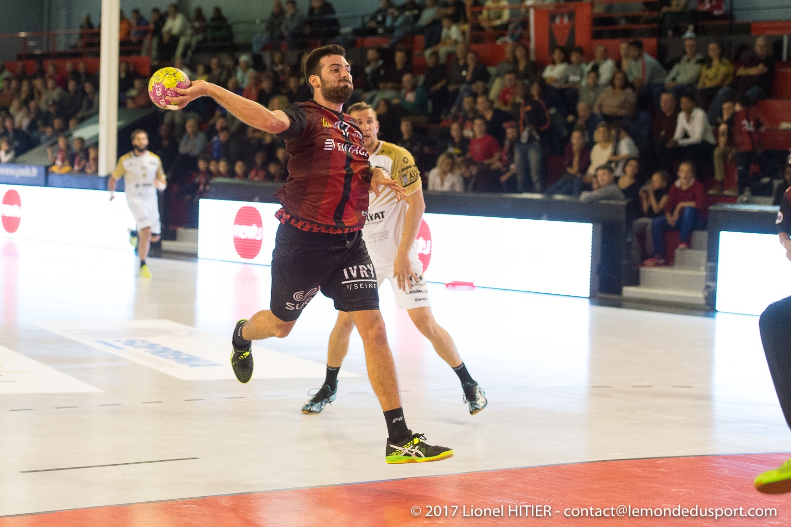 J02 US IVRY - AIX 1718 (Lionel Hitier)