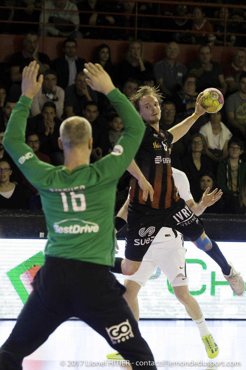 US IVRY - PSG 1617 (Lionel Hitier)