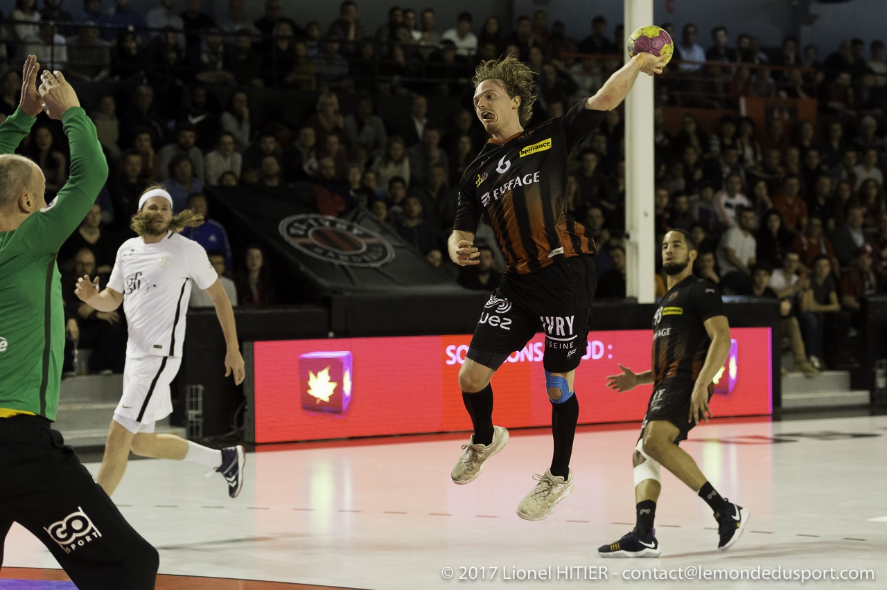 US IVRY - PSG 1617 (Lionel Hitier)