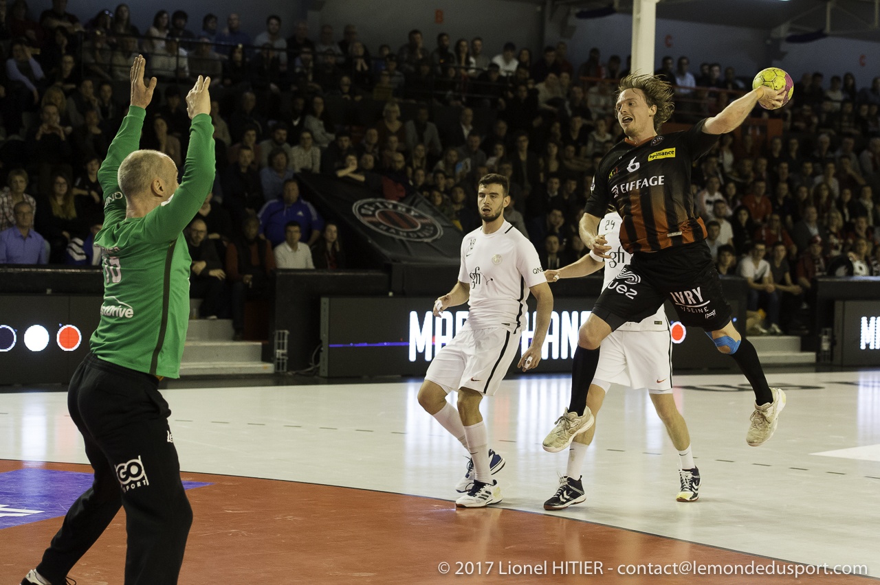 US IVRY - PSG 1617 (Lionel Hitier)