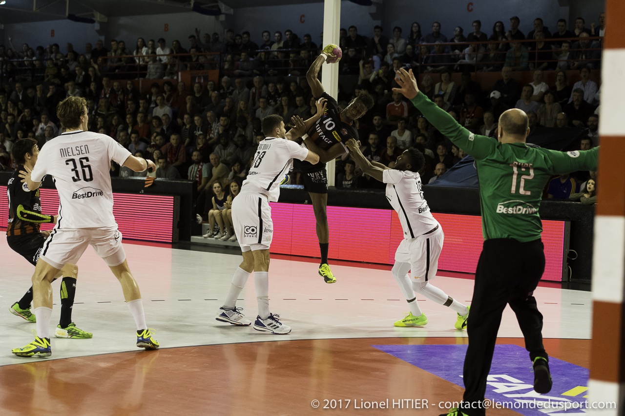 US IVRY - PSG 1617 (Lionel Hitier)