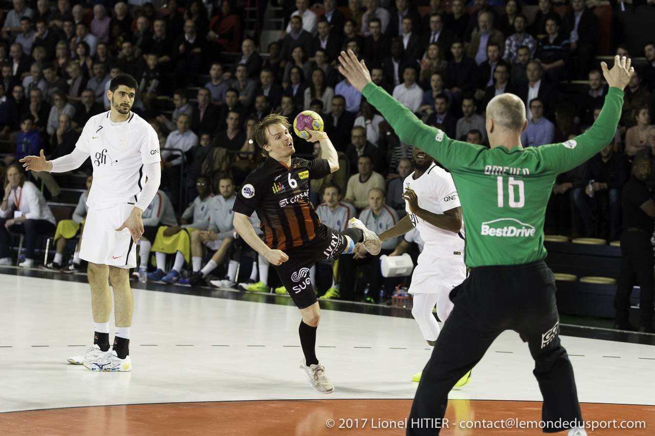 US IVRY - PSG 1617 (Lionel Hitier)